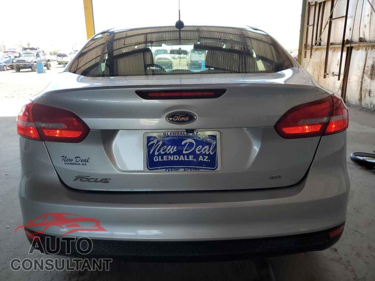 FORD FOCUS 2018 - 1FADP3F25JL272461