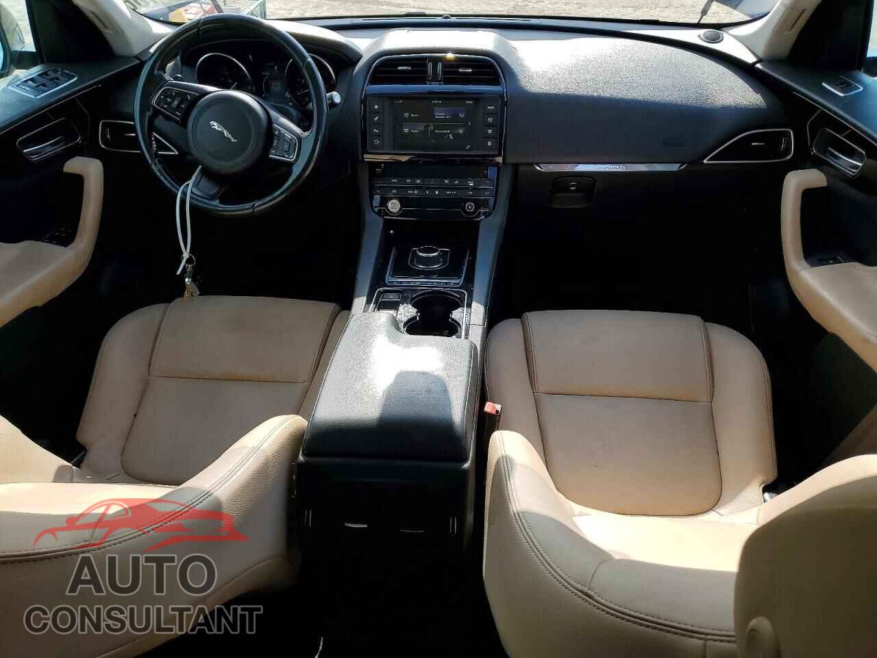 JAGUAR F-PACE 2017 - SADCJ2BV9HA089091