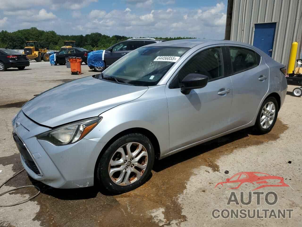 TOYOTA YARIS 2017 - 3MYDLBYV4HY153164