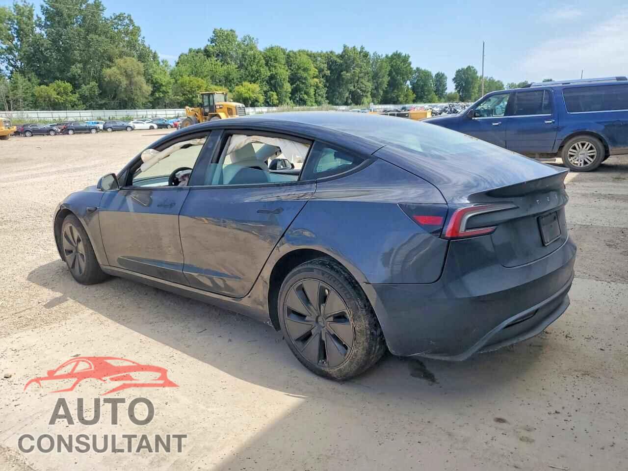 TESLA MODEL 3 2024 - 5YJ3E1EB7RF836756