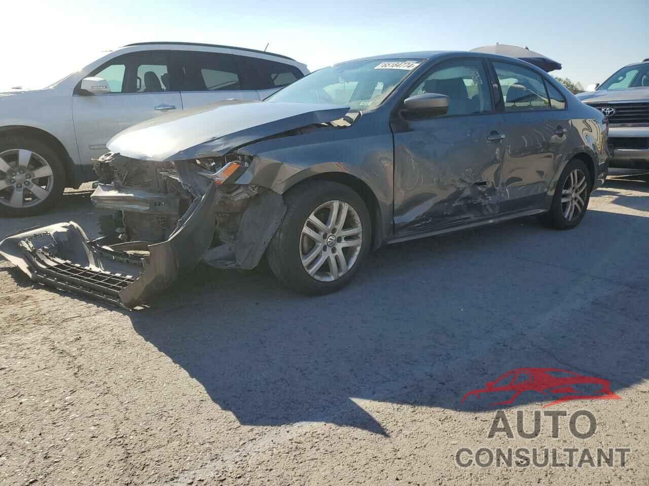 VOLKSWAGEN JETTA 2018 - 3VW2B7AJ8JM263674