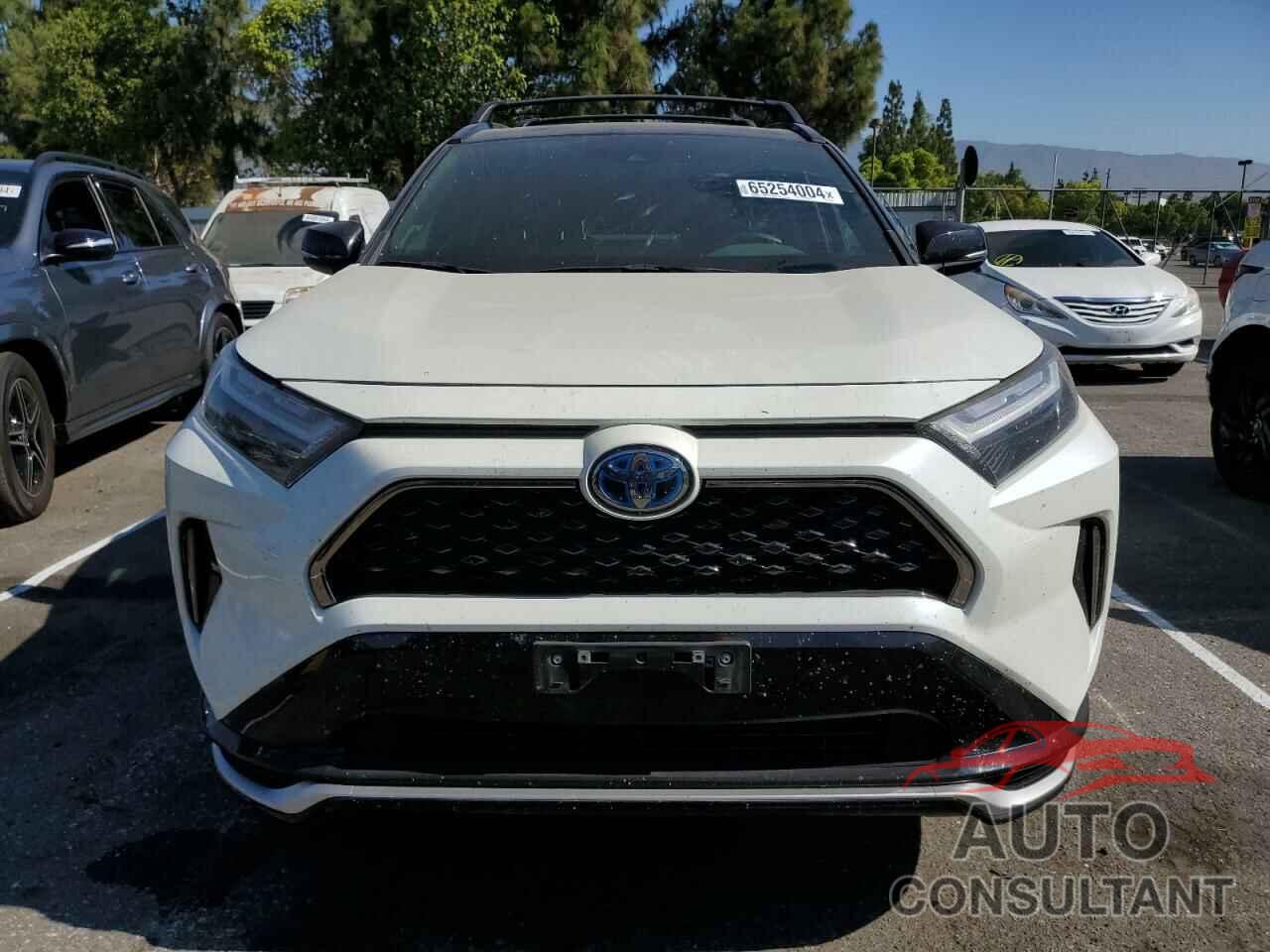 TOYOTA RAV4 2022 - JTMEB3FV9ND094240