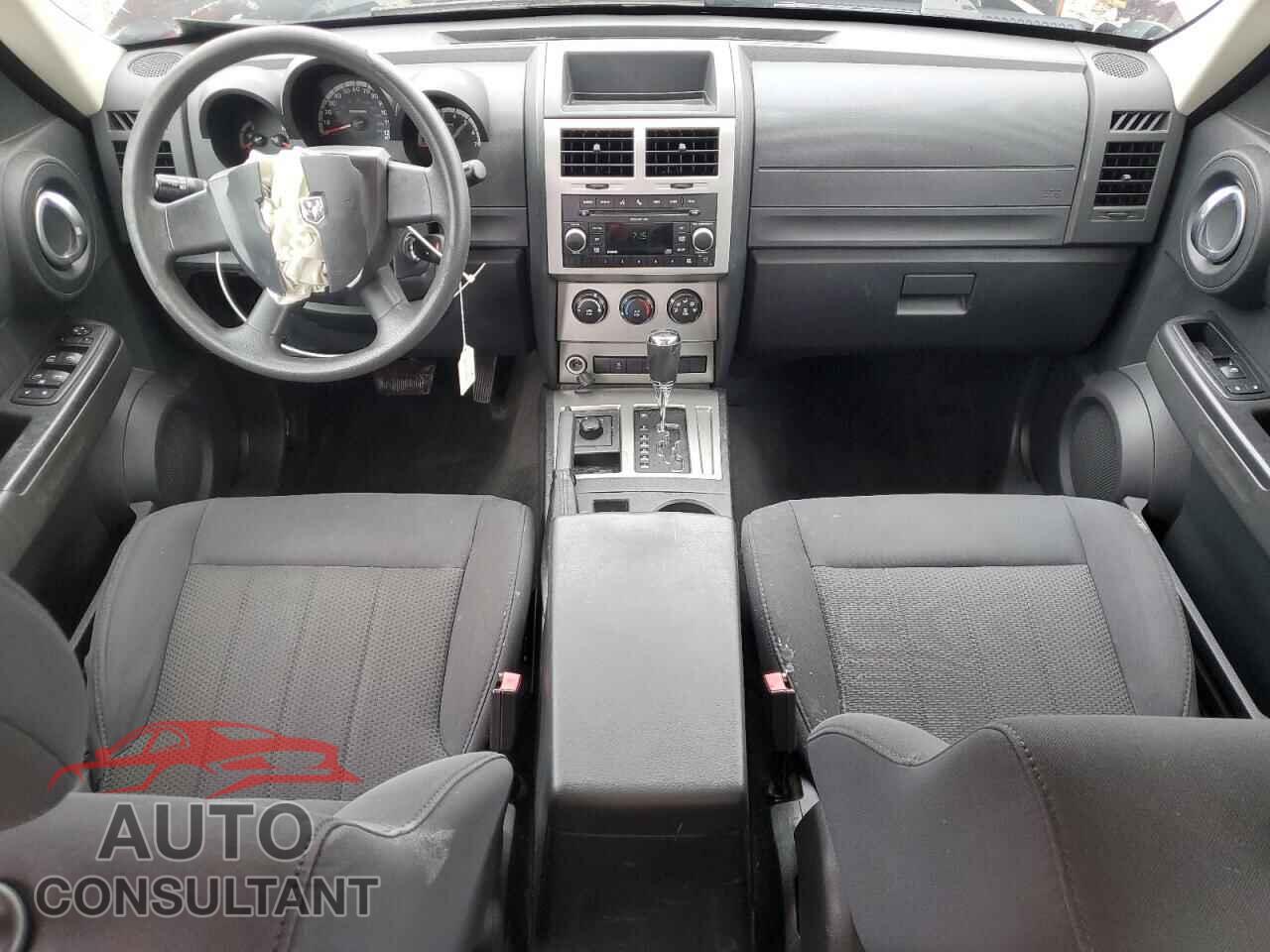 DODGE NITRO 2011 - 1D4PU2GK4BW500879