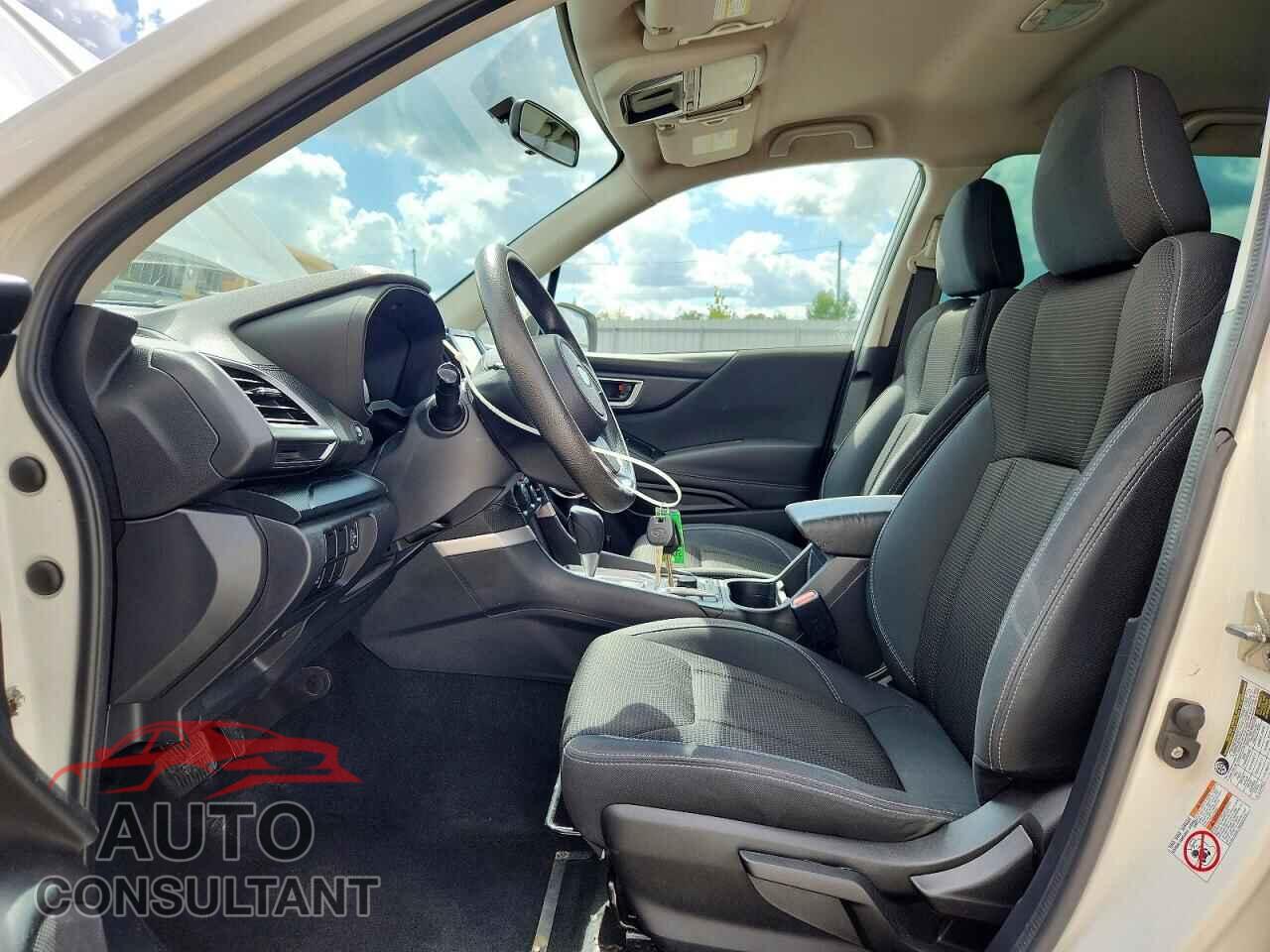 SUBARU FORESTER 2019 - JF2SKEBC3KH446625