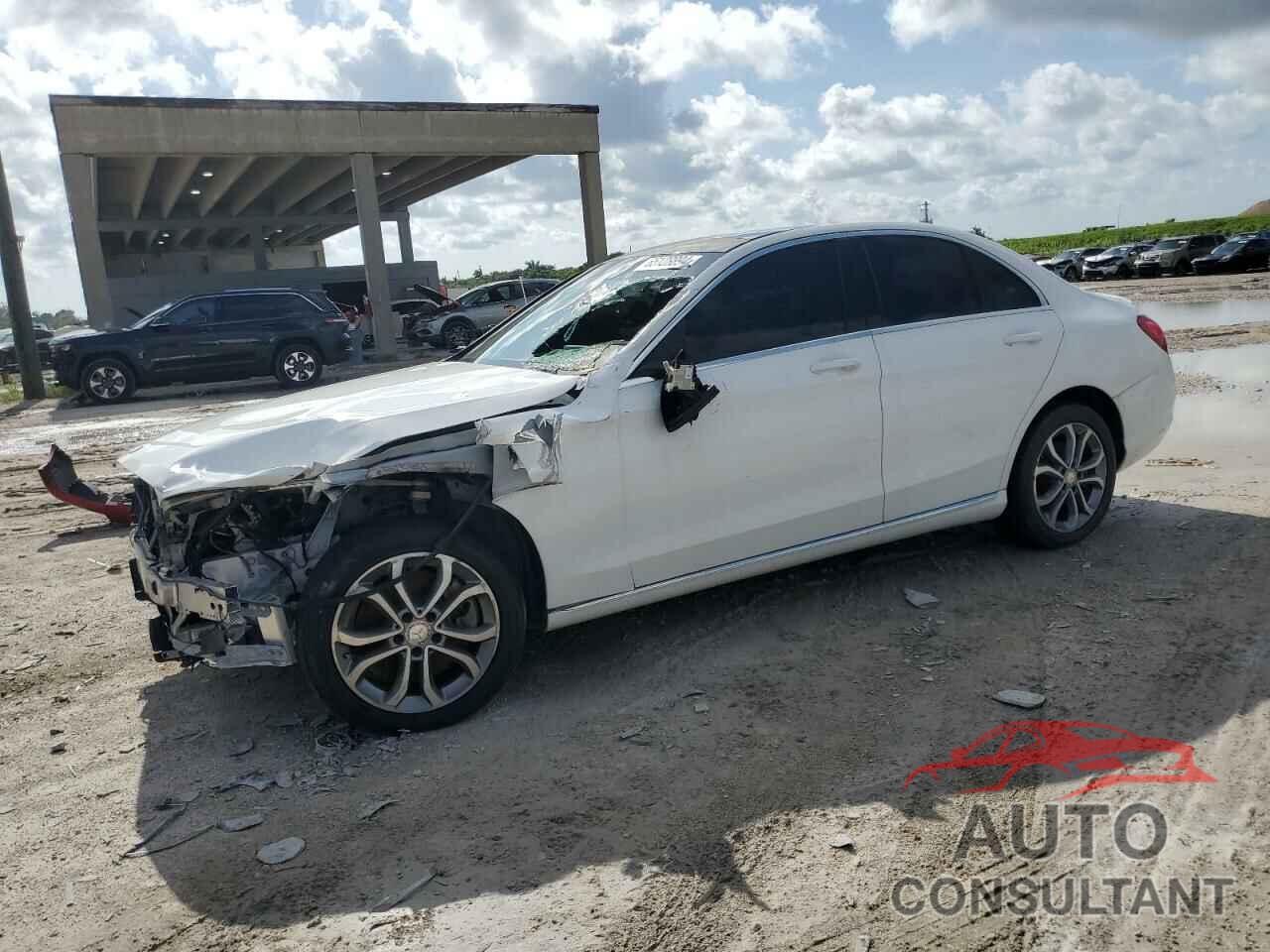 MERCEDES-BENZ C-CLASS 2016 - 55SWF4KB8GU109332