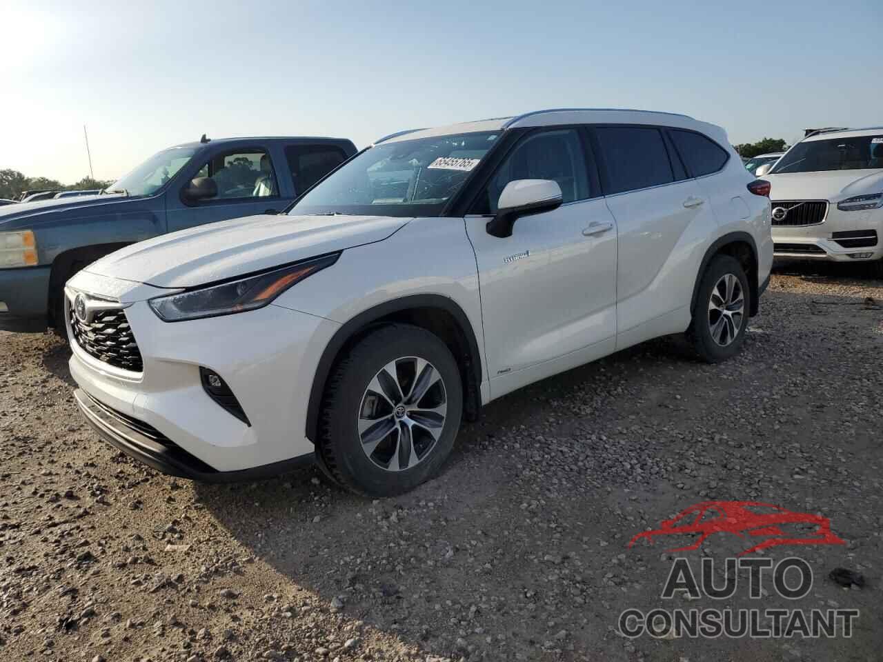 TOYOTA HIGHLANDER 2021 - 5TDHBRCH2MS526166