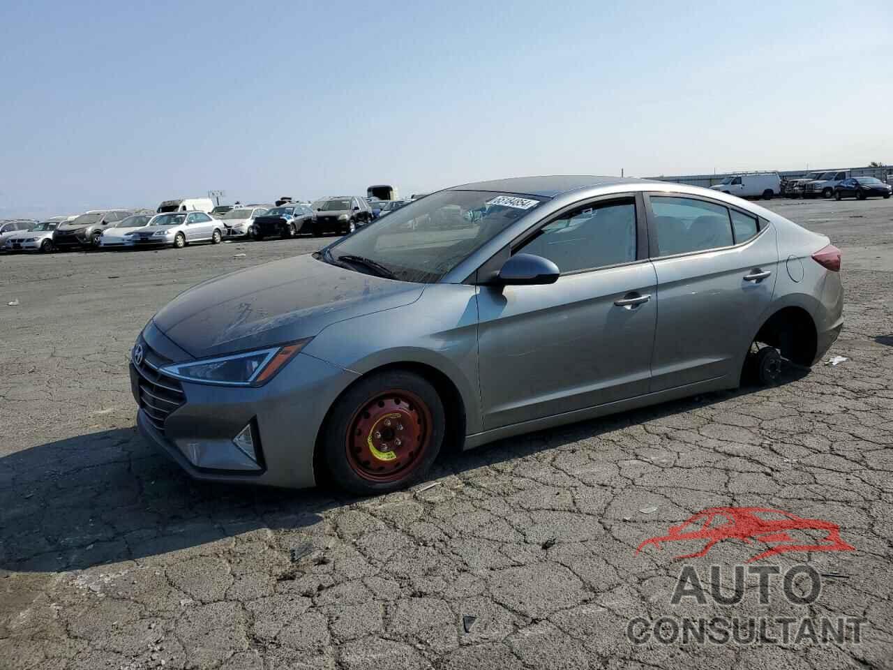 HYUNDAI ELANTRA 2019 - KMHD74LF6KU810289