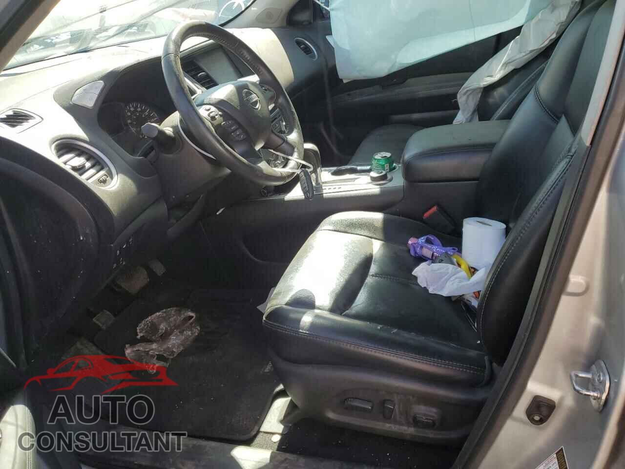 NISSAN PATHFINDER 2017 - 5N1DR2MM0HC654972