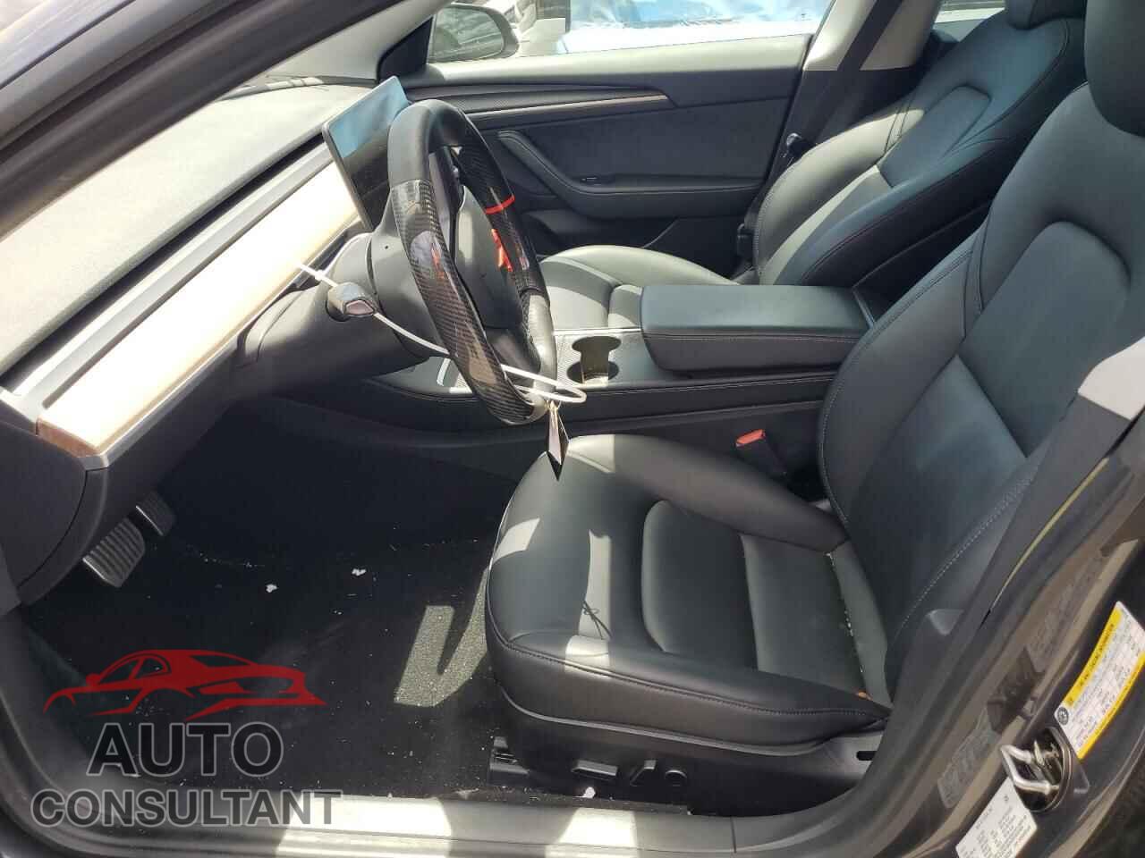 TESLA MODEL 3 2021 - 5YJ3E1EB9MF002318