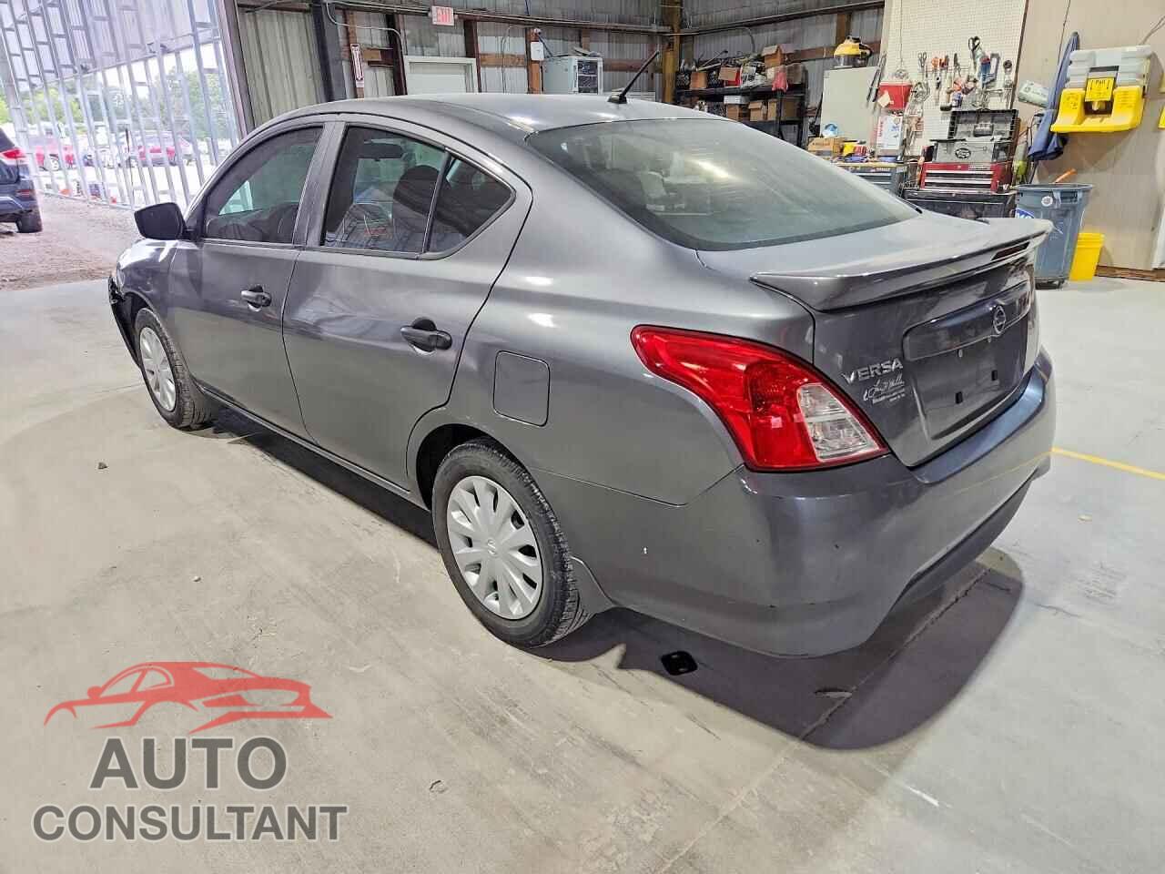 NISSAN VERSA 2017 - 3N1CN7AP1HL879853
