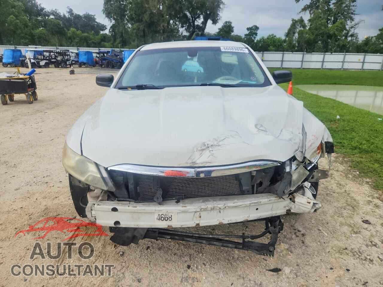 FORD TAURUS 2011 - 1FAHP2DW5BG185803