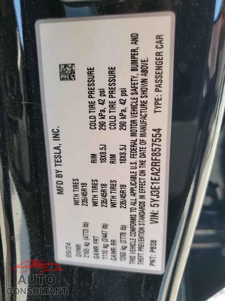 TESLA MODEL 3 2024 - 5YJ3E1EA2RF857554