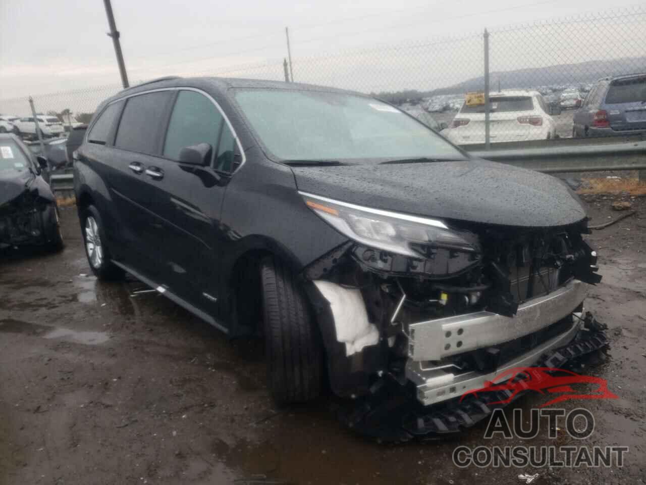 TOYOTA SIENNA 2021 - 5TDDSKFC0MS017019