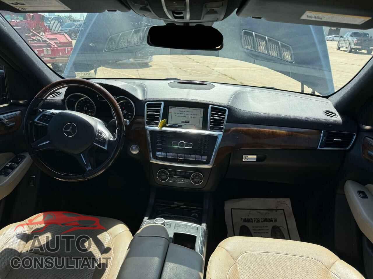 MERCEDES-BENZ GL-CLASS 2015 - 4JGDF6EE6FA529037
