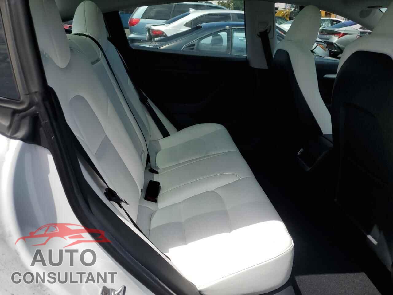 TESLA MODEL 3 2021 - 5YJ3E1EB2MF013371