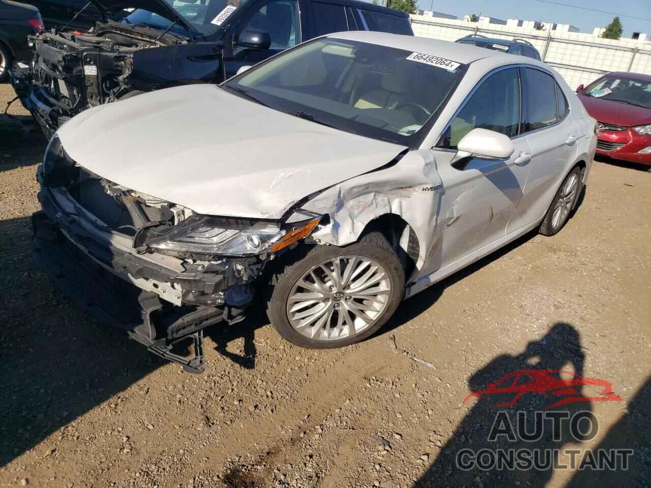 TOYOTA CAMRY 2019 - 4T1B21HK1KU511870