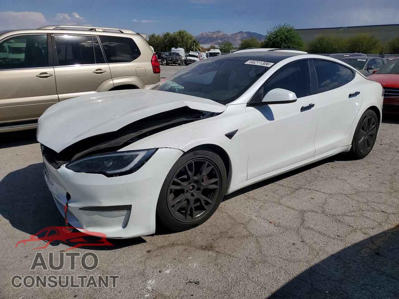 TESLA MODEL S 2024 - 5YJSA1E67RF540517