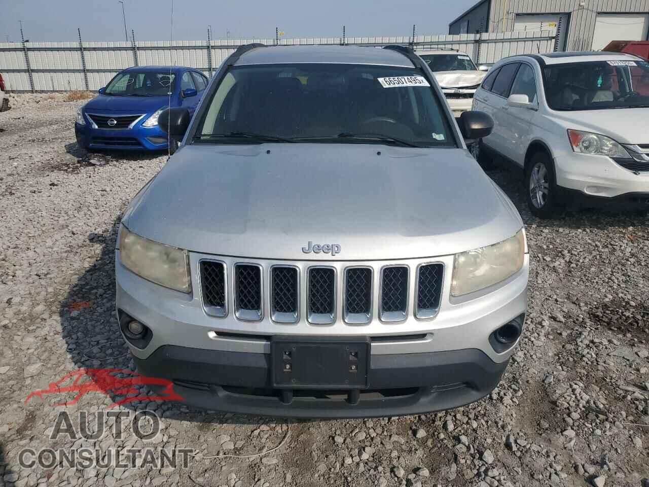 JEEP COMPASS 2011 - 1J4NT1FA9BD155431