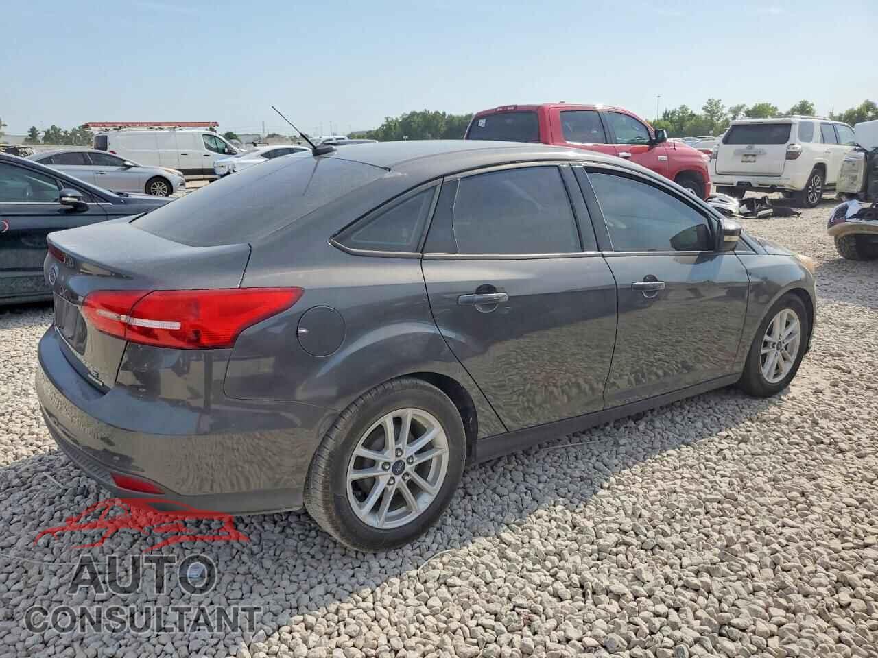 FORD FOCUS 2016 - 1FADP3F25GL372357