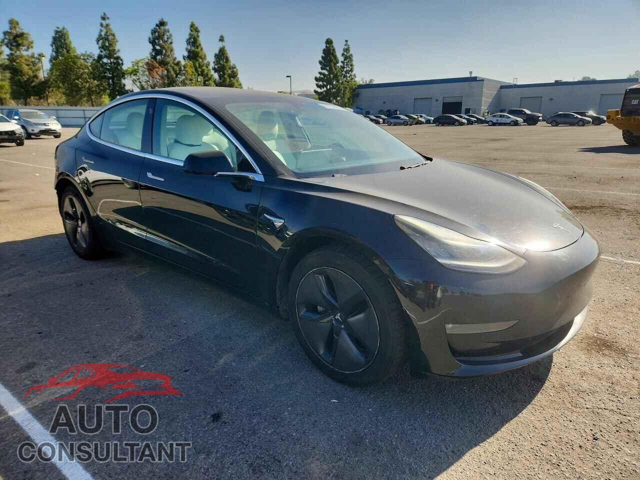 TESLA MODEL 3 2018 - 5YJ3E1EA4JF166305