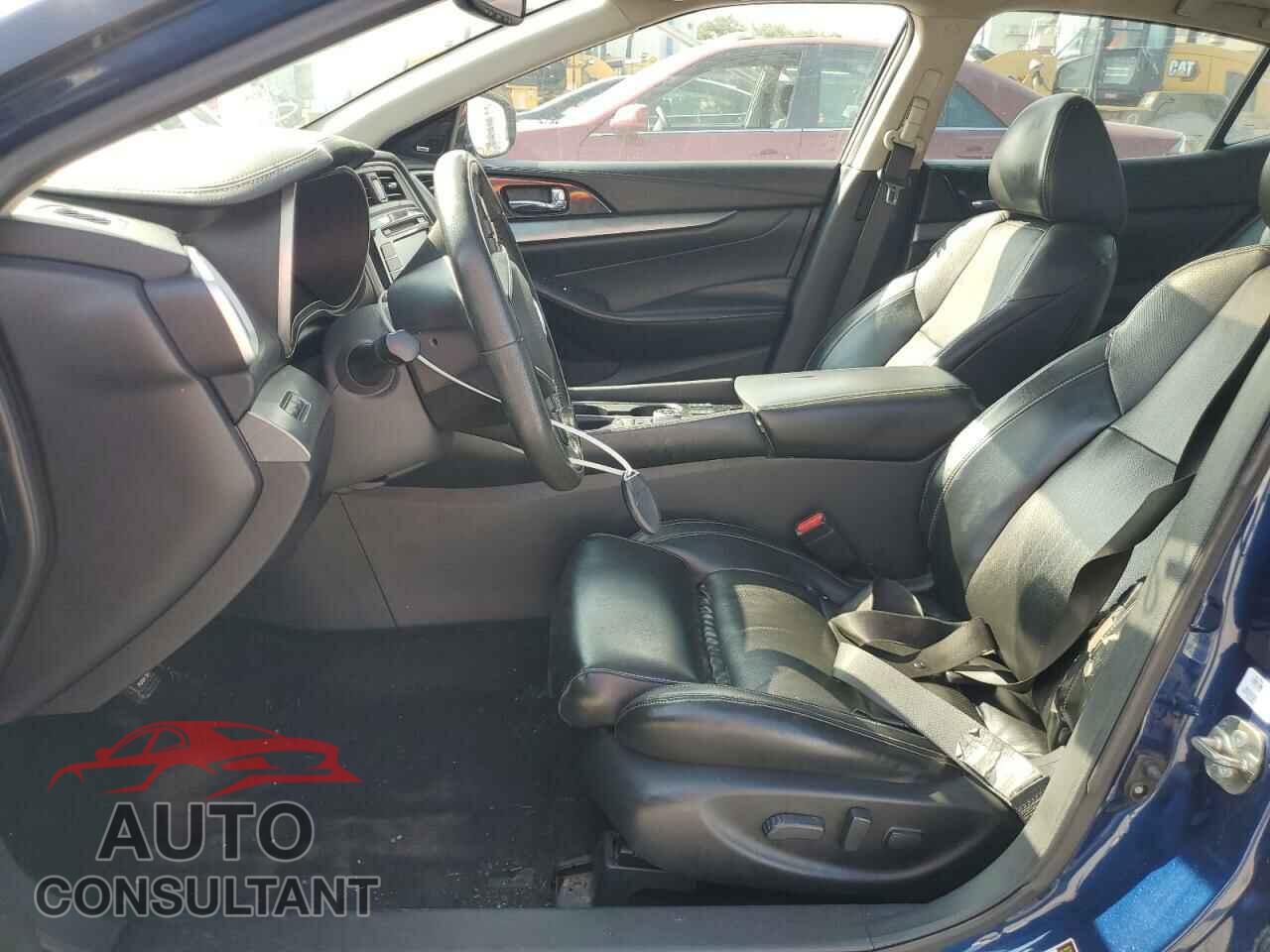 NISSAN MAXIMA 2017 - 1N4AA6AP1HC408376
