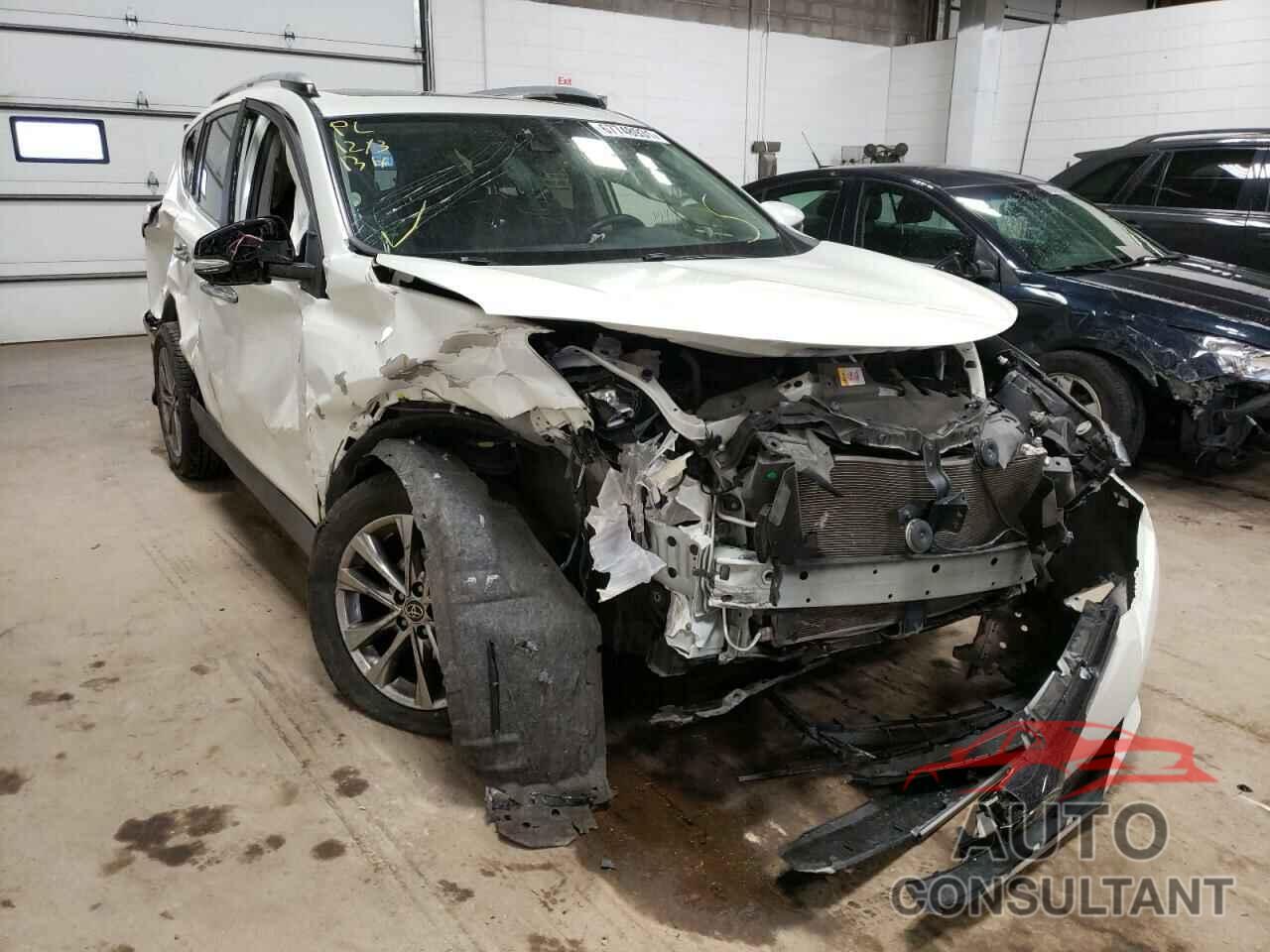 TOYOTA RAV4 2018 - JTMDFREV1JJ178617