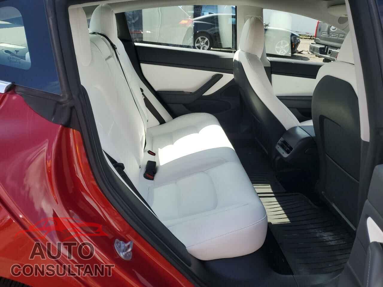 TESLA MODEL 3 2018 - 5YJ3E1EB9JF135172