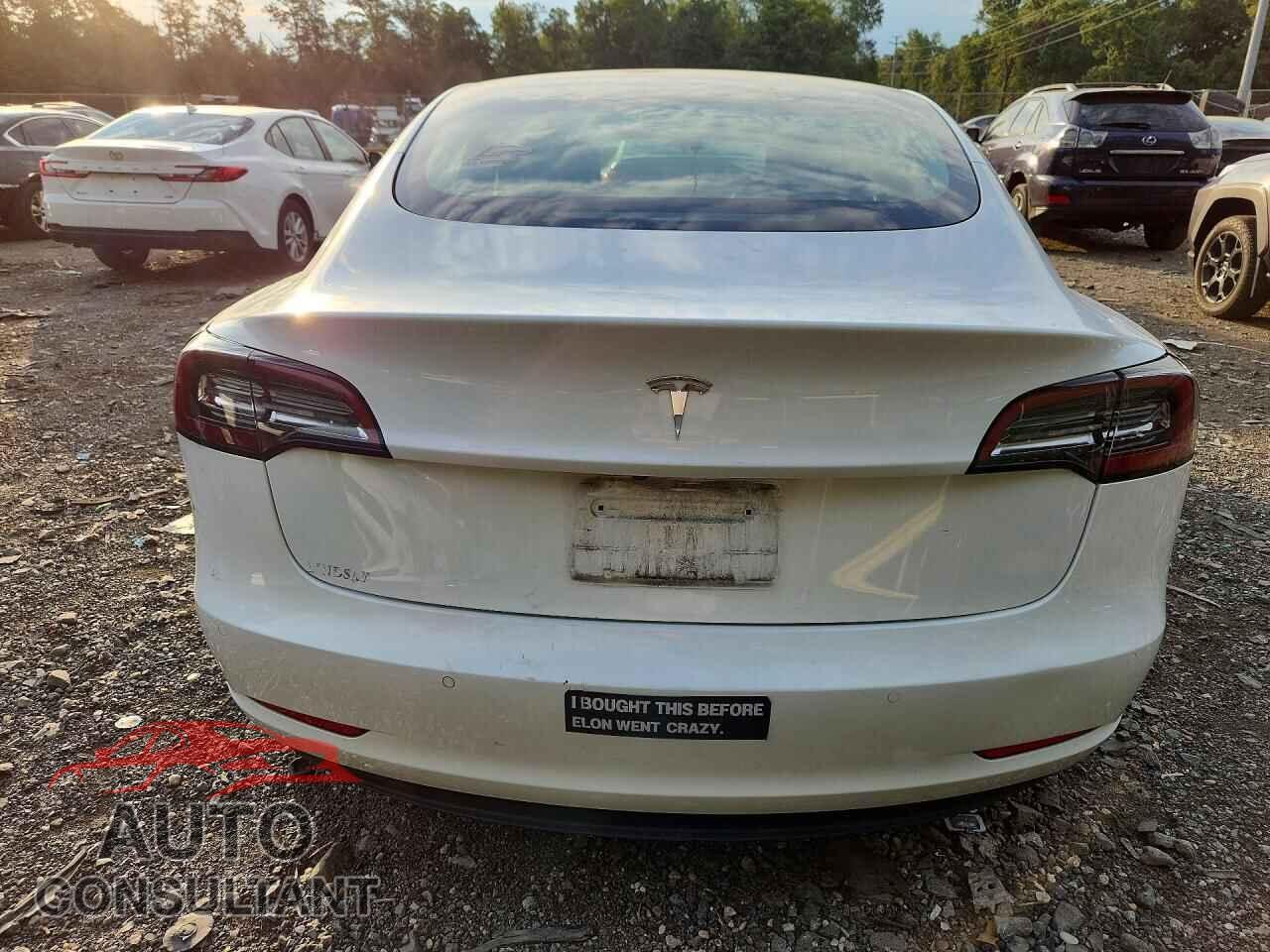 TESLA MODEL 3 2021 - 5YJ3E1EA1MF087940