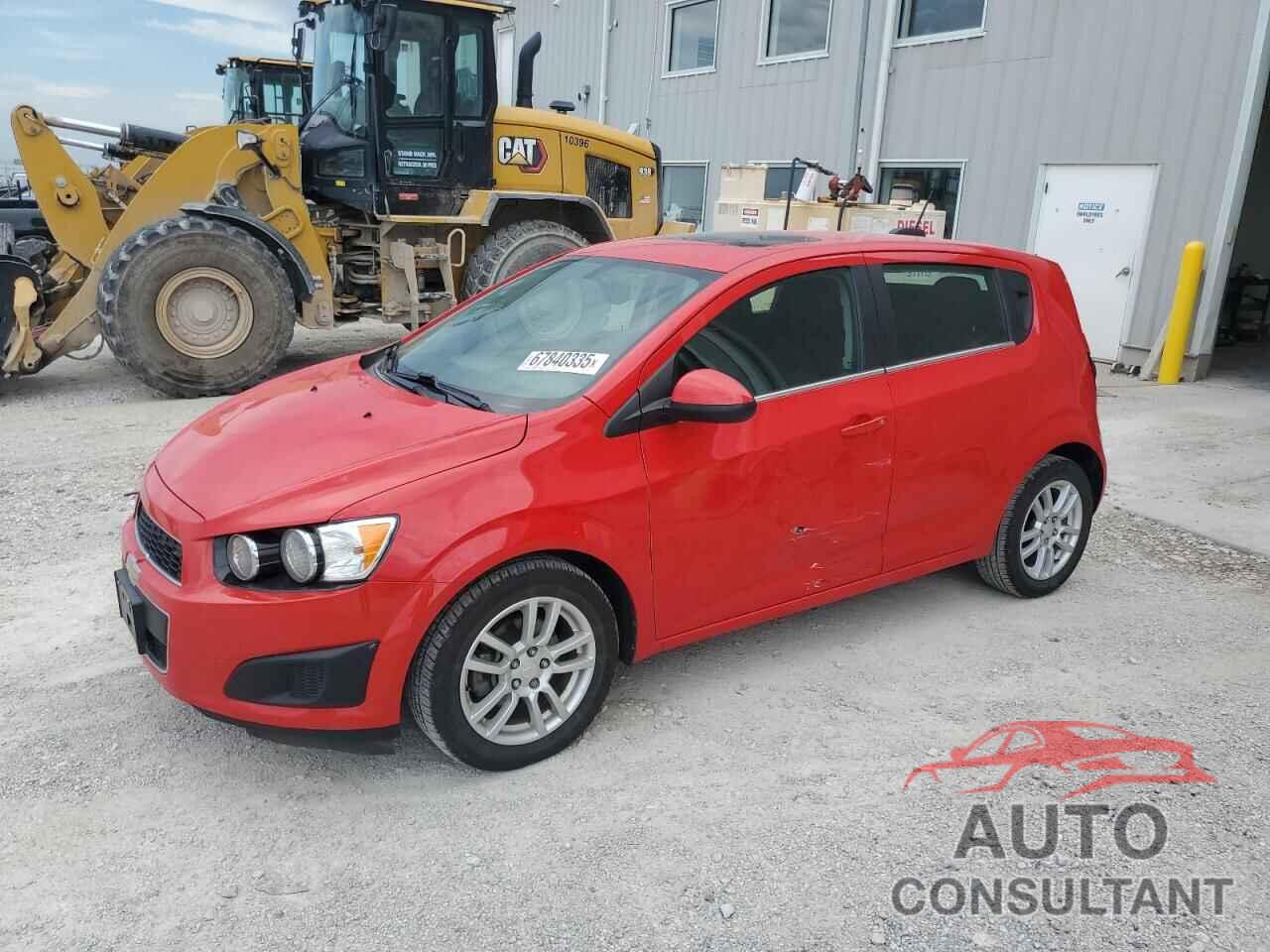 CHEVROLET SONIC 2015 - 1G1JC6SB2F4105386