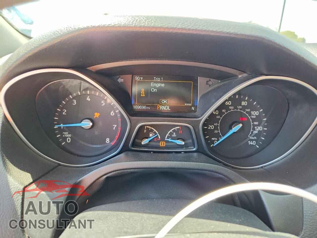 FORD FOCUS 2017 - 1FADP3K2XHL246955
