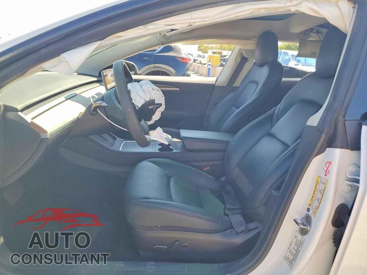TESLA MODEL 3 2022 - 5YJ3E1EA3NF376433