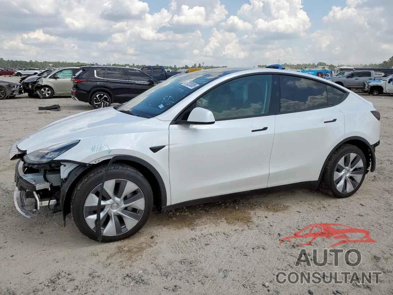TESLA MODEL Y 2023 - 7SAYGDEE8PA120148