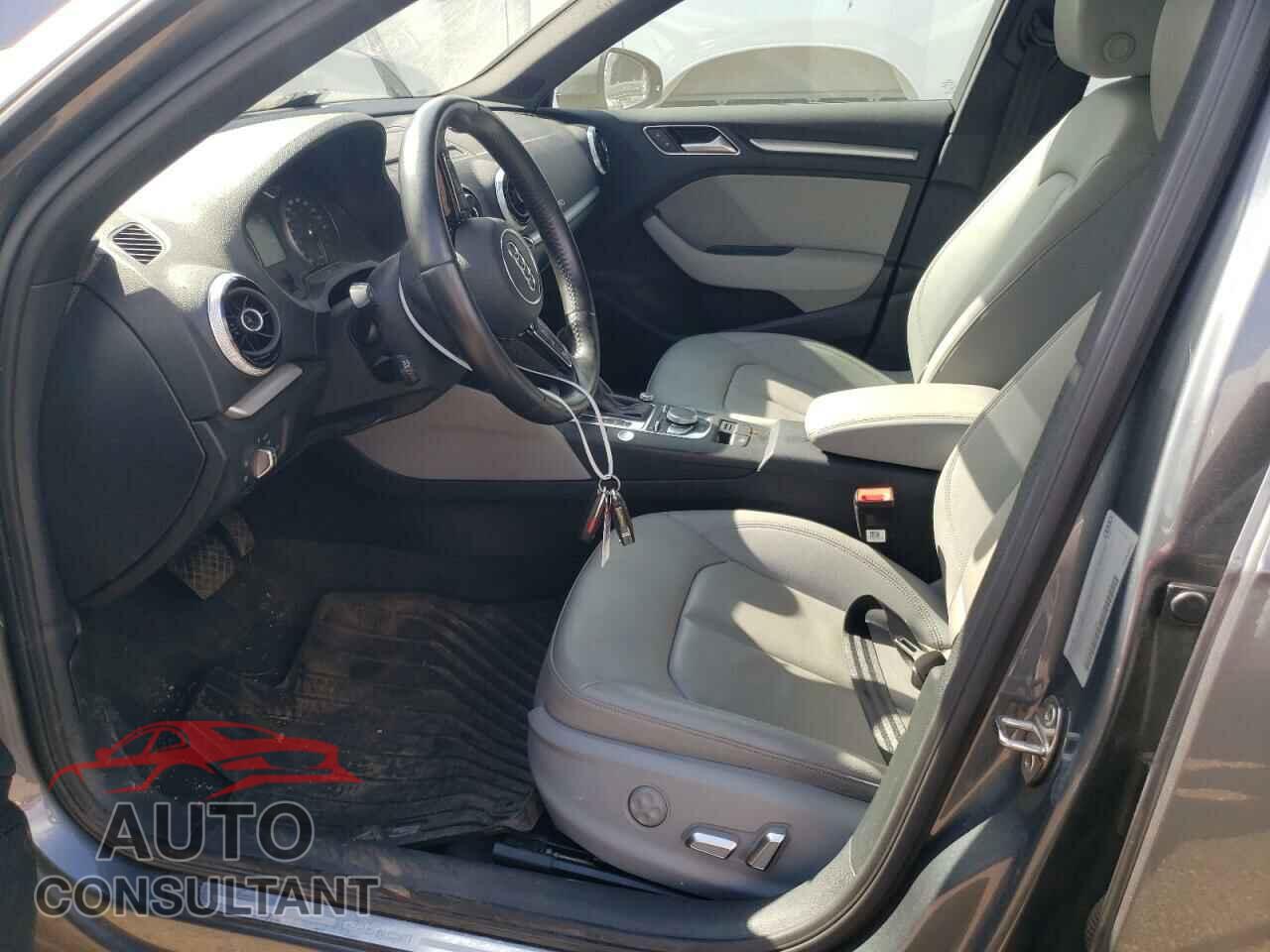 AUDI A3 2017 - WAUUPBFF0HA040098