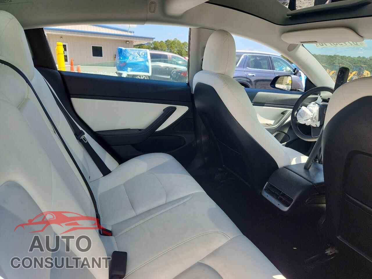 TESLA MODEL 3 2021 - 5YJ3E1EA7MF908412