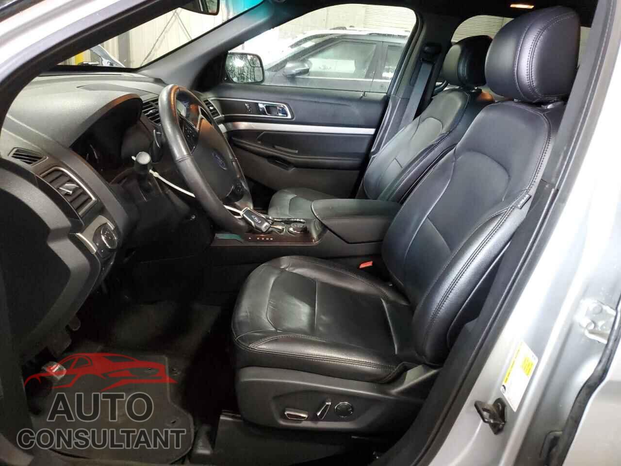 FORD EXPLORER 2016 - 1FM5K8D81GGB30638