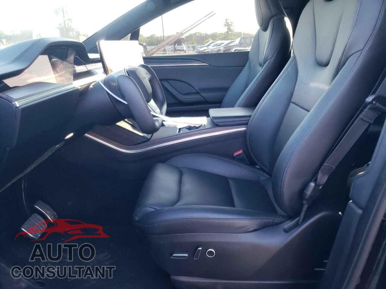 TESLA MODEL X 2023 - 7SAXCBE54PF387477
