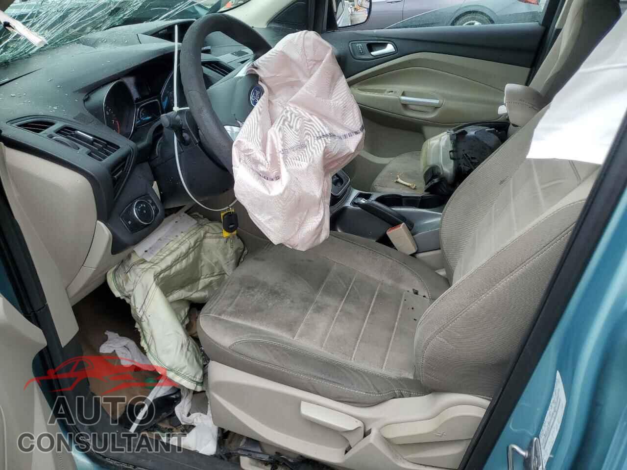 FORD ESCAPE 2013 - 1FMCU0GX9DUC83447