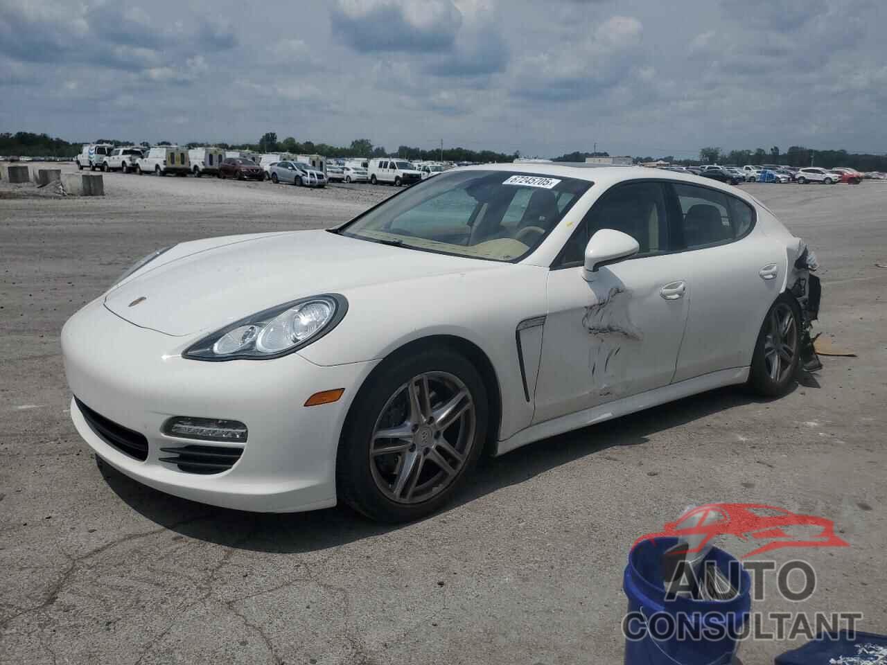 PORSCHE PANAMERA 2011 - WP0AA2A79BL010827
