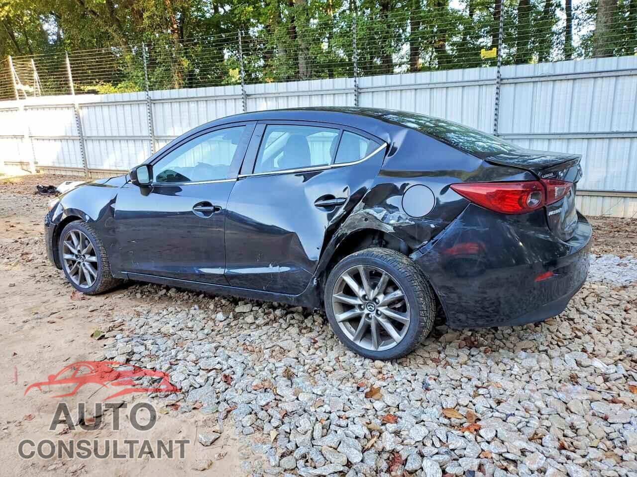 MAZDA 3 2018 - 3MZBN1V30JM208099