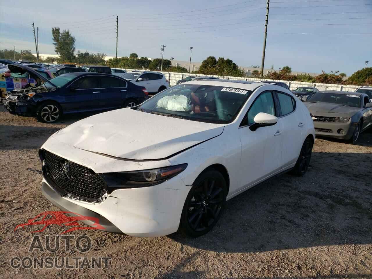 MAZDA 3 2020 - JM1BPANM2L1171014