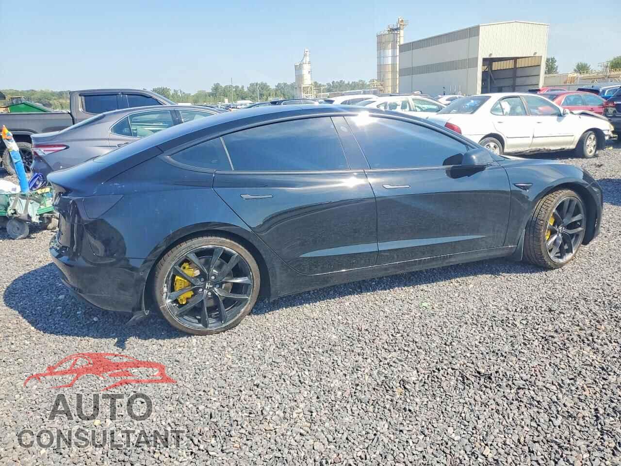 TESLA MODEL 3 2019 - 5YJ3E1EBXKF208566
