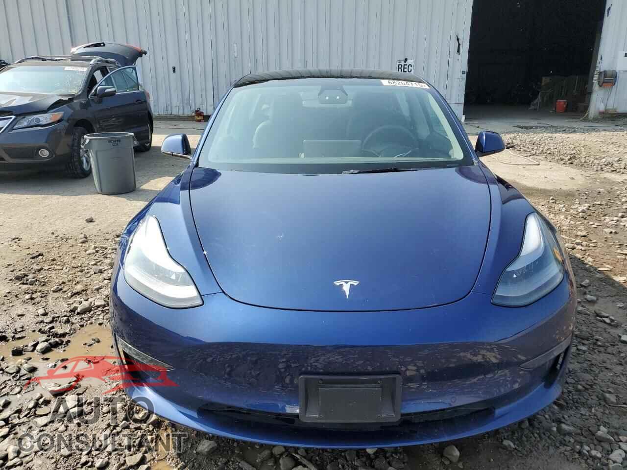TESLA MODEL 3 2021 - 5YJ3E1EA9MF088978