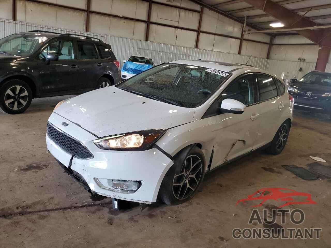 FORD FOCUS 2017 - 1FADP3M22HL243996