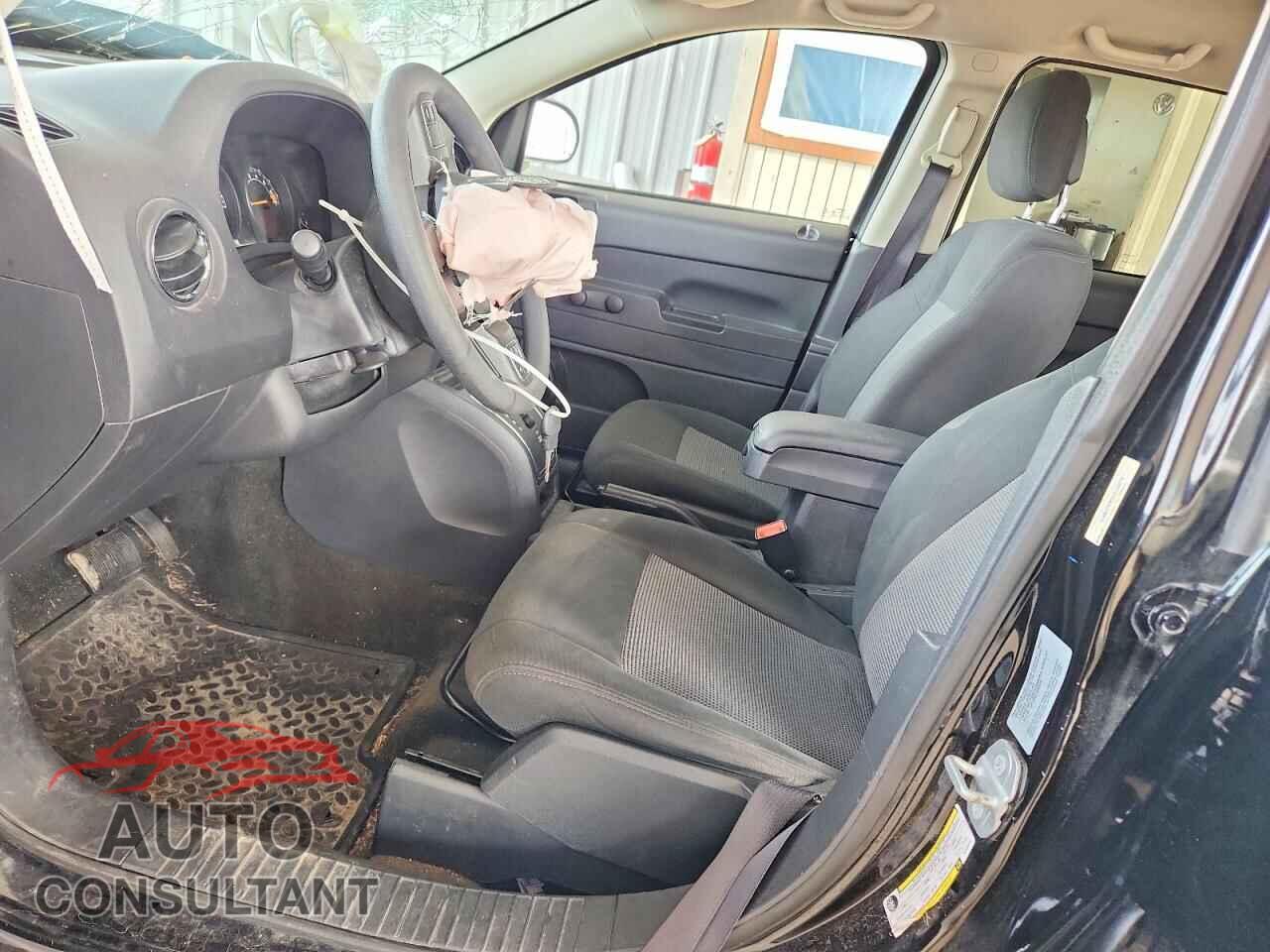 JEEP COMPASS 2017 - 1C4NJDBB5HD133270