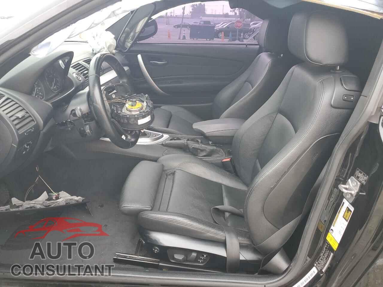 BMW 1 SERIES 2011 - WBAUC9C58BVM11220