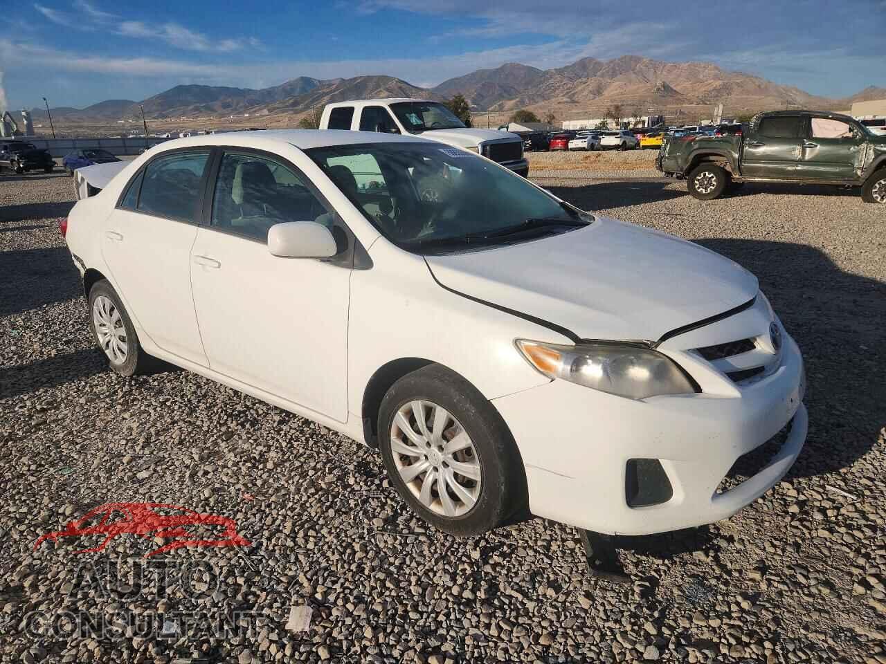 TOYOTA COROLLA 2012 - 2T1BU4EE7CC804055