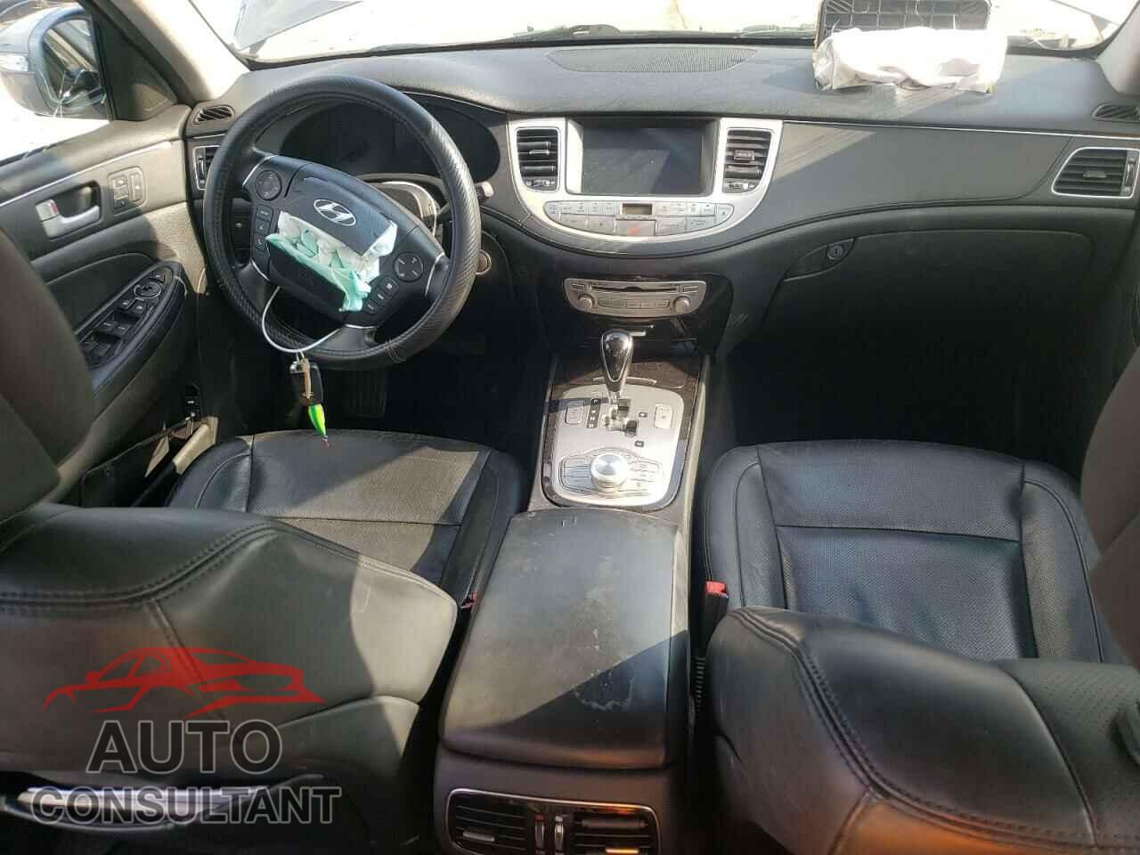 HYUNDAI GENESIS 2013 - KMHGC4DH3DU256074