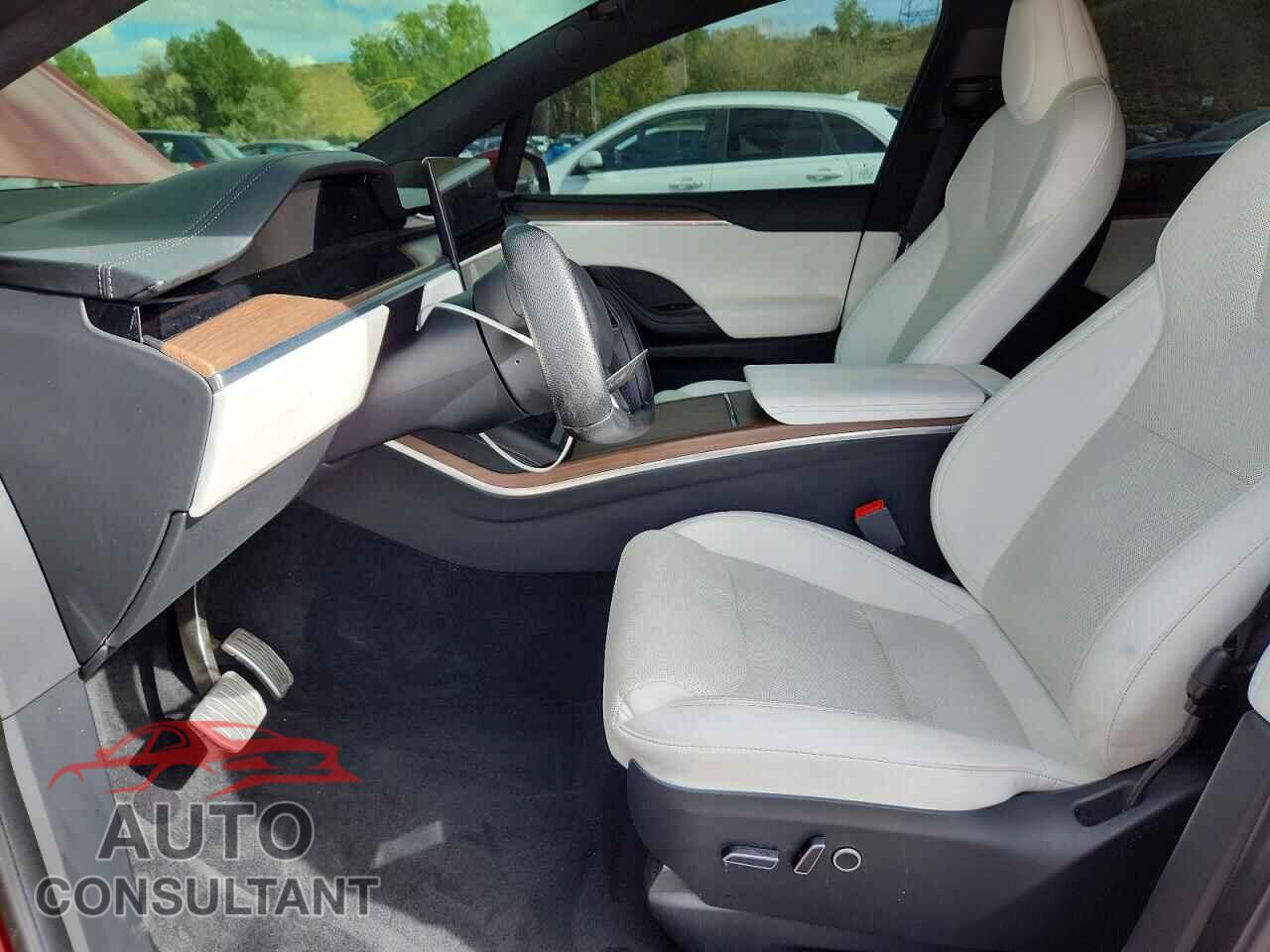 TESLA MODEL X 2023 - 7SAXCDE50PF371949