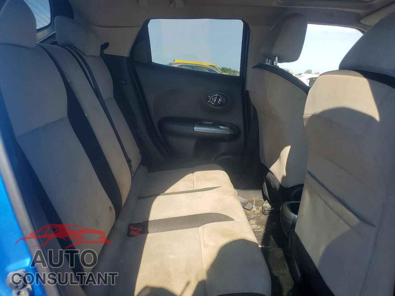 NISSAN JUKE 2012 - JN8AF5MR6CT104444