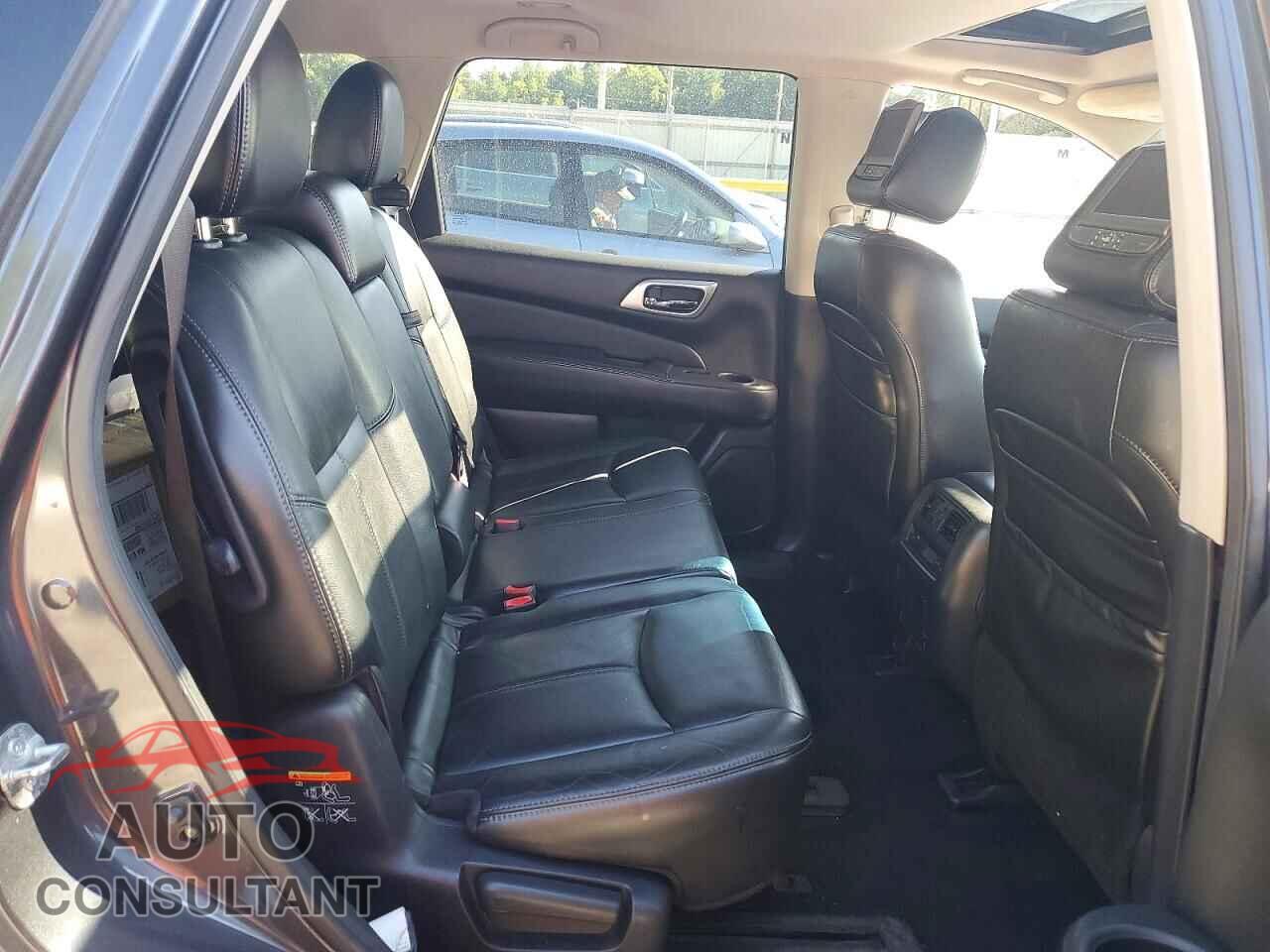 NISSAN PATHFINDER 2013 - 5N1AR2MM3DC643946